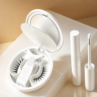 Foxy Black magnetic lashes with storage case